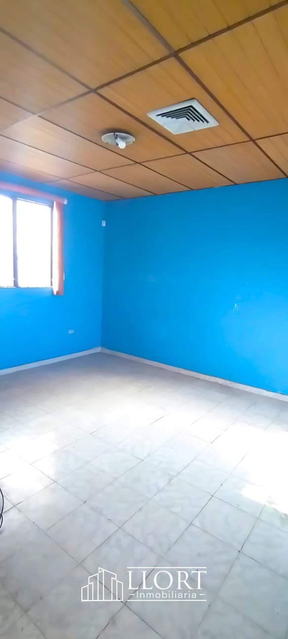 Casa en pasaje privado en VENTA ideal para inversión - Vista principal
