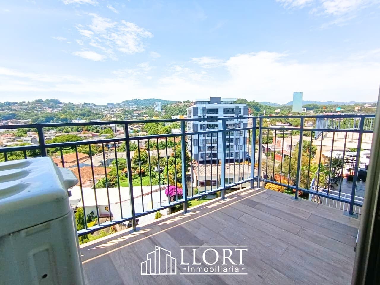 Apartamento en Torre Sole Blû, con vista a la ciudad - Vista 3