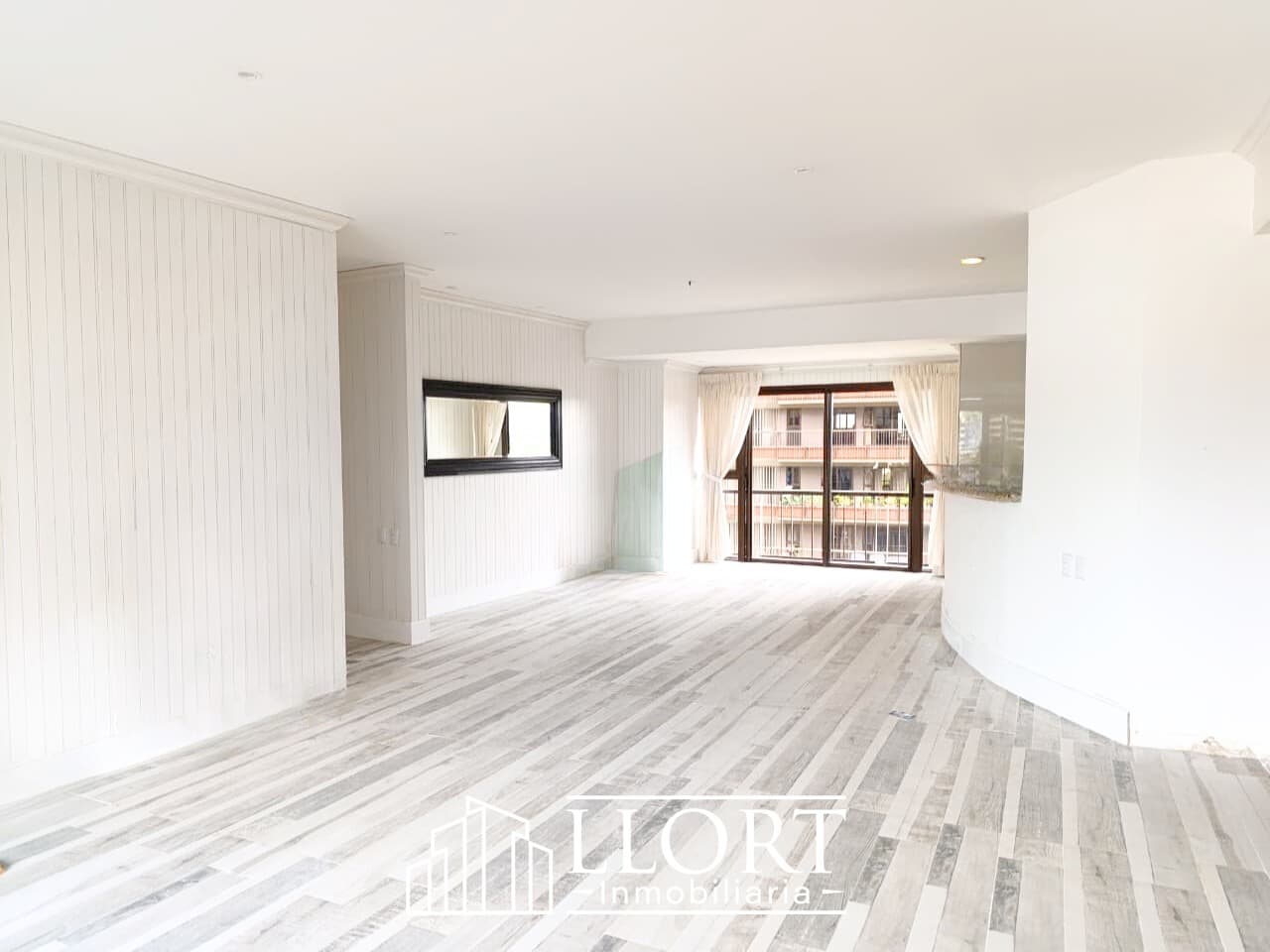 Apartamento RECIÉN REMODELADO CON LÍNEA BLANCA en Torre 105 Campestre - Vista 5
