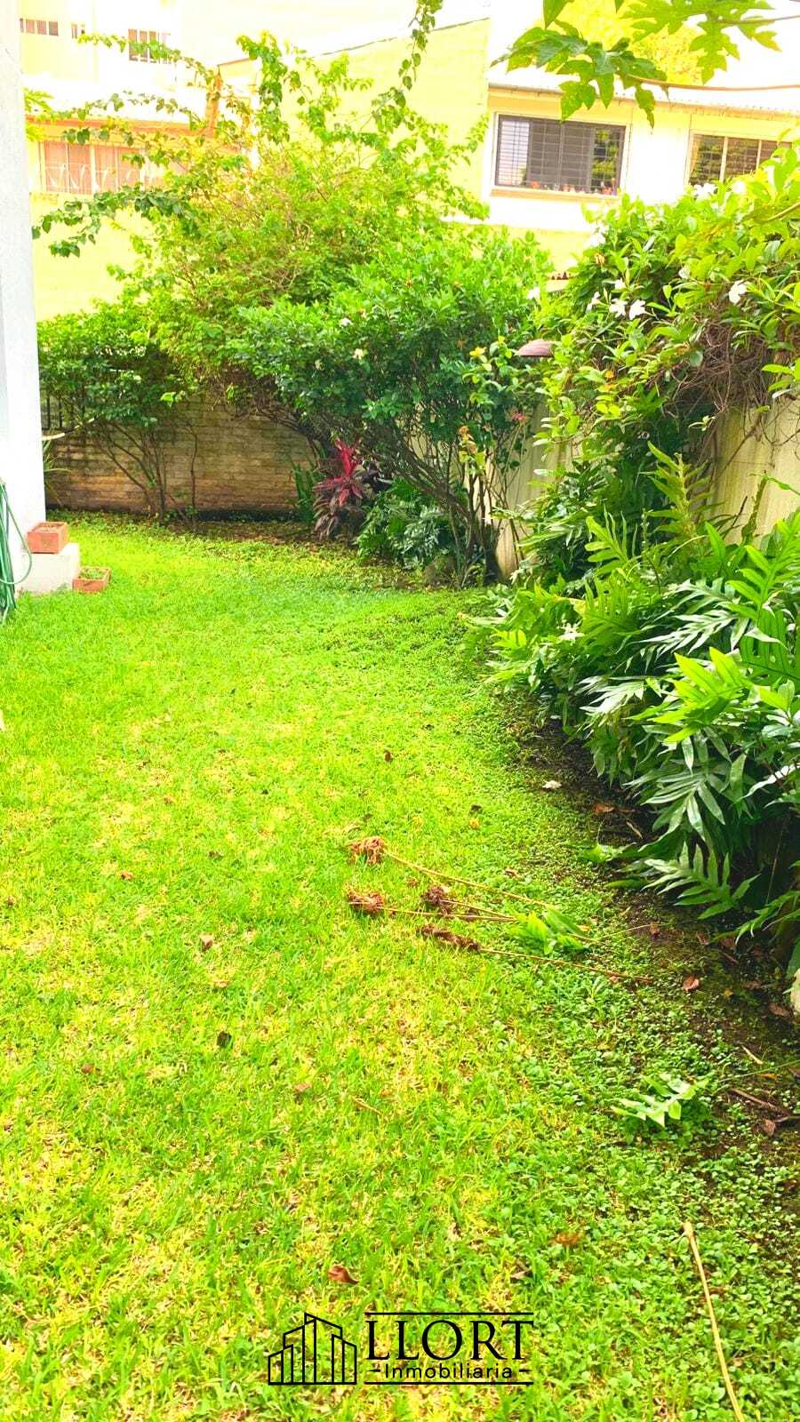 Apartamento DE PRIMER PISO FULL AMUEBLADO en Las Terrazas - Vista principal