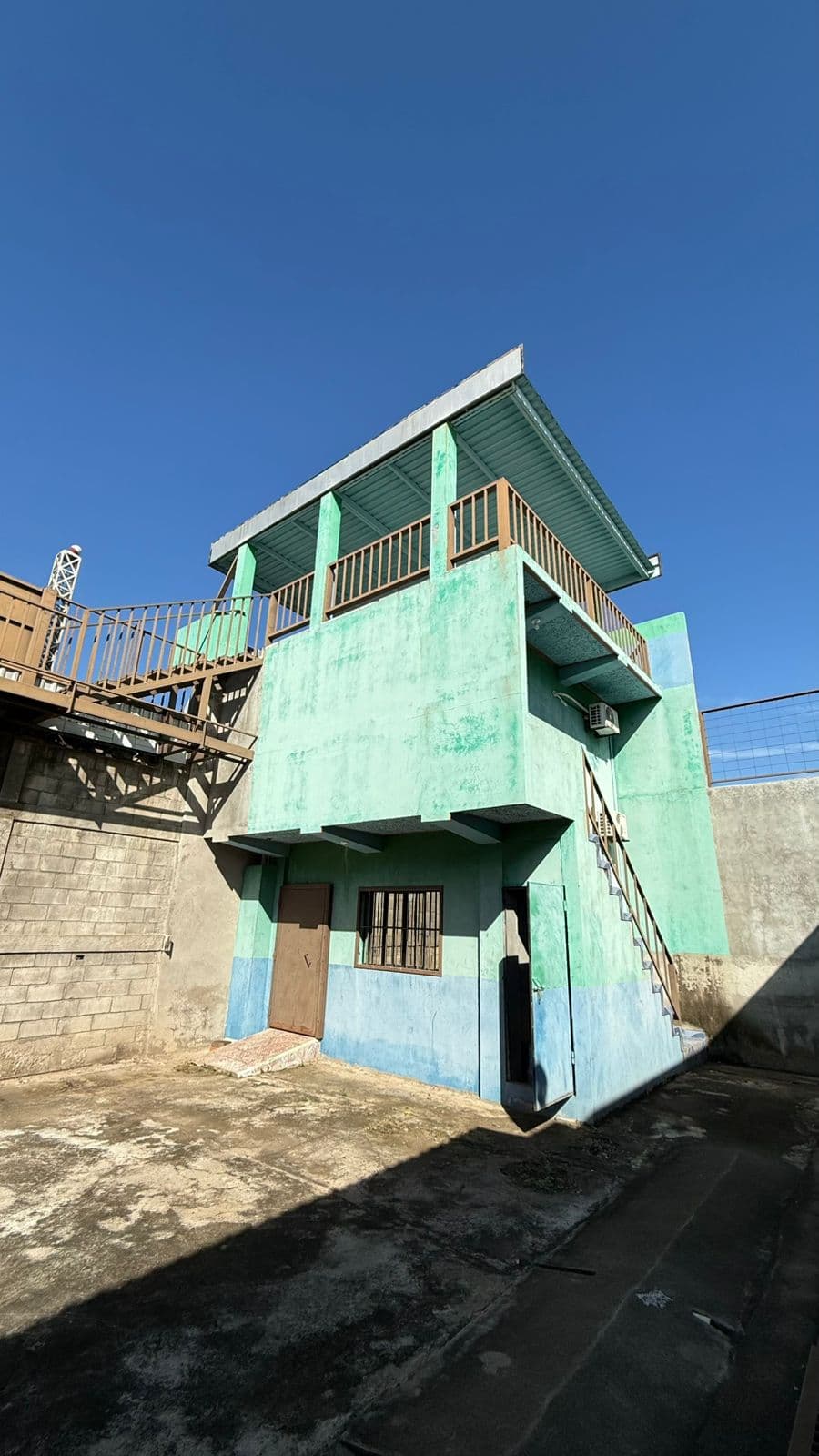 Casa, cerca de Puente Cuscatlán ( Río Lempa) - Vista 4